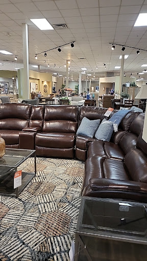 Furniture Store «Slumberland Furniture», reviews and photos, 1831 E Independence St, Springfield, MO 65804, USA