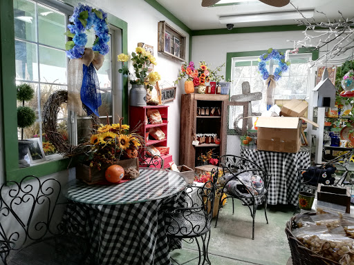 Florist «Sequoia Flowers Produce & More», reviews and photos, 20940 Ave 296, Exeter, CA 93221, USA