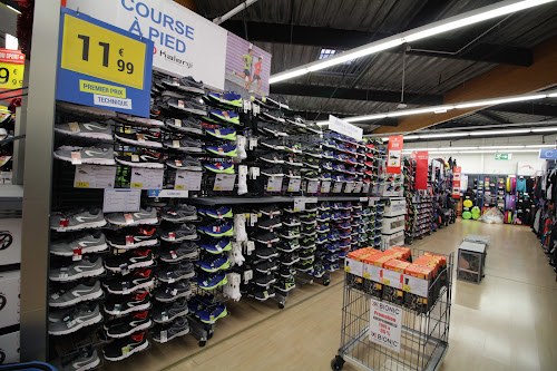 Magasin d'articles de sports Decathlon Val Thoiry Thoiry