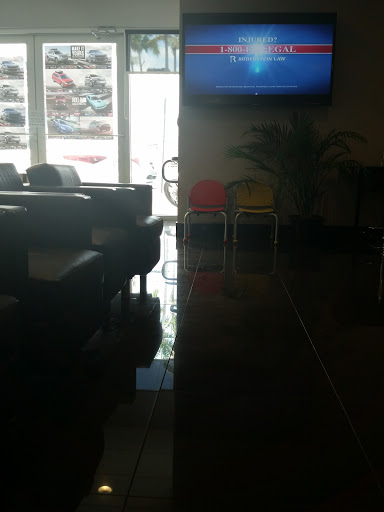 Dodge Dealer «Dadeland Dodge Chrysler Jeep Ram», reviews and photos, 16501 S Dixie Hwy, Miami, FL 33157, USA