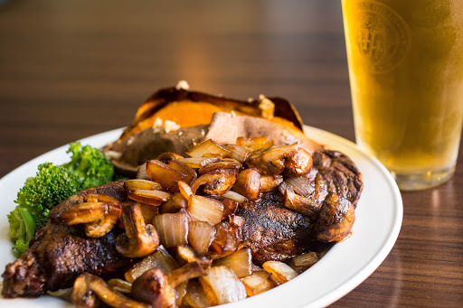 Private Golf Course «Holly Hills Country Club», reviews and photos, 5502 Mussetter Rd, Ijamsville, MD 21754, USA