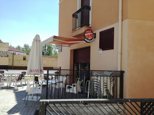 Información y opiniones sobre Café-Bar Furich de San Esteban De Gormaz