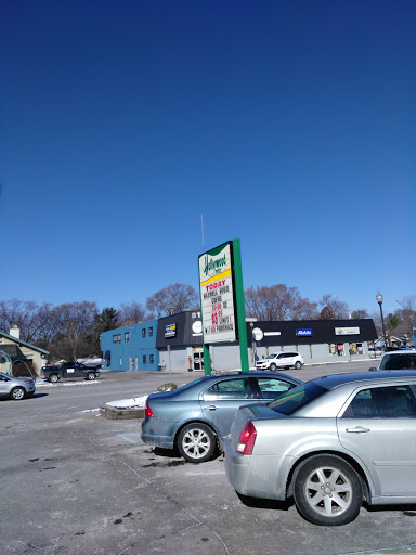 Grocery Store «Hollywood Super Market», reviews and photos, 714 N Main St, Royal Oak, MI 48067, USA