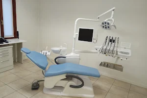 Studi Dentistici Grandesso Dott. Lorenzo image