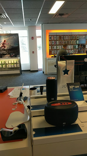 Cell Phone Store «AT&T», reviews and photos, 169 Danbury Rd, New Milford, CT 06776, USA