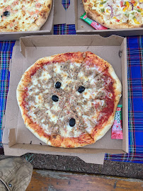 Plats et boissons du Pizzas à emporter Pizza Village à Aydat - n°17