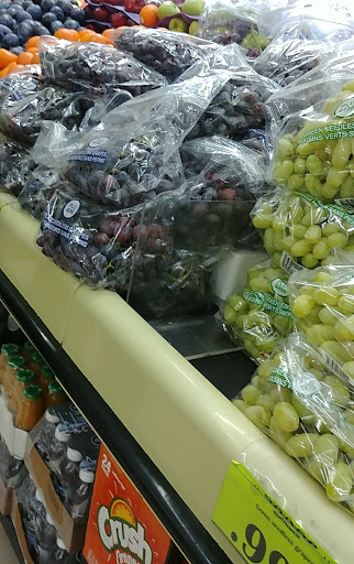 Produce Market «Papaya Fruit Market», reviews and photos, 14615 Warren Ave, Dearborn, MI 48126, USA