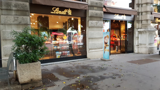 Lindt Chocolate Shop Milano Castello