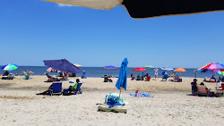 Foto de Gordon Beach com uma linha costeira espaçosa