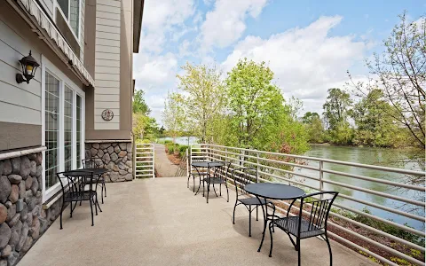 Holiday Inn Express Corvallis-on the River, an IHG Hotel image