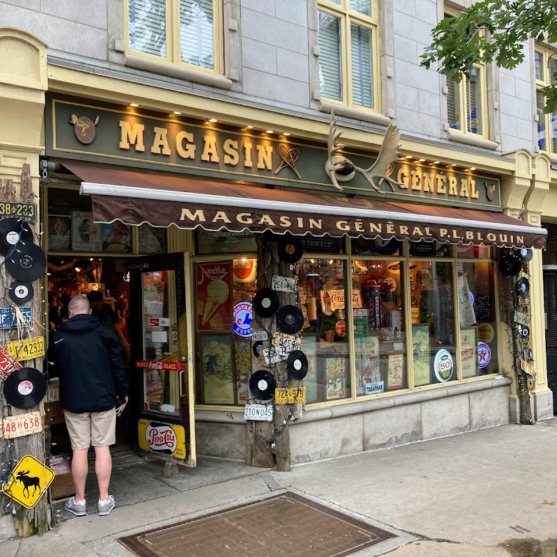 Magasin Général P L Blouin - Gift Shop - Souvenirs - Maple Syrup - Novelty T-Shirts - Record Shop