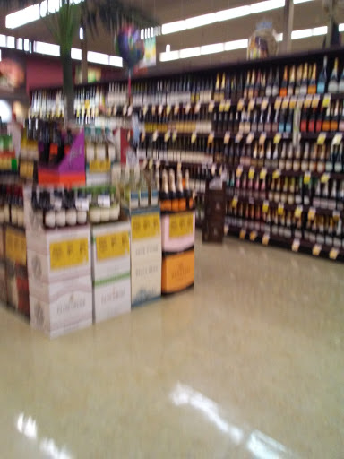 Grocery Store «Safeway», reviews and photos, 1755 Pacific Hwy W, Junction City, OR 97448, USA