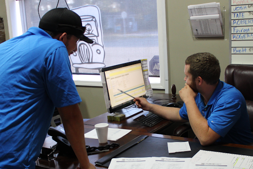 Moving and Storage Service «Two Men and a Truck», reviews and photos, 2500 W 15th St, Panama City, FL 32401, USA