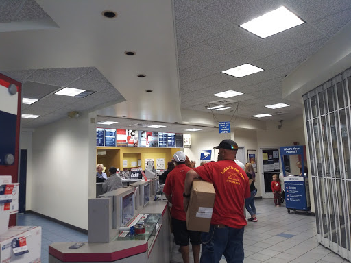 Post Office «United States Postal Service», reviews and photos, 2501 Walden Woods Dr, Plant City, FL 33566, USA