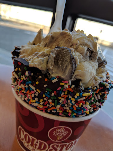 Ice Cream Shop «Cold Stone Creamery», reviews and photos, 1227 SW Wanamaker Rd Suite 100, Topeka, KS 66604, USA