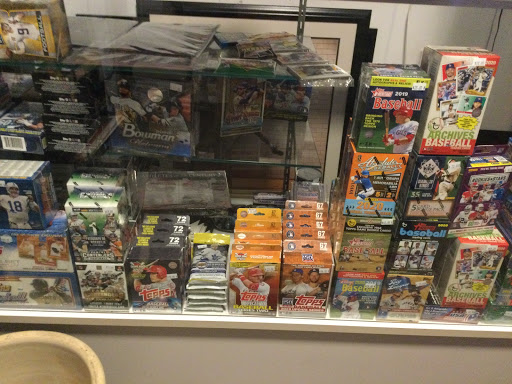 Antique Store «Roosevelt Road Antiques & Consignments», reviews and photos, 3720 Roosevelt Rd, Kenosha, WI 53142, USA