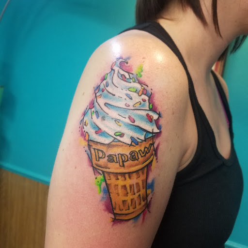 Explore death before dishonor tattoo ideas, creative tattoo ideas in Washington, available at Rockstar Tattoo and Piercing Studio LLC