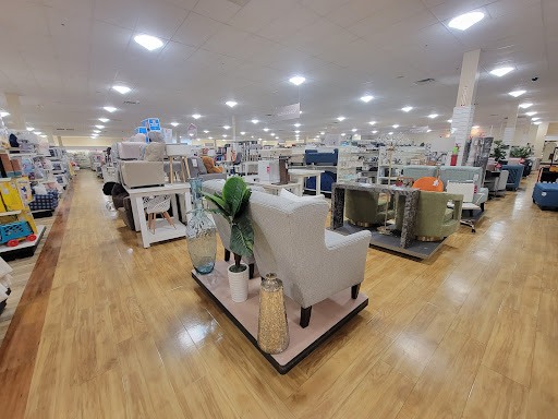 Department Store «HomeGoods», reviews and photos, 8200 Renaissance Pkwy #103, Durham, NC 27713, USA