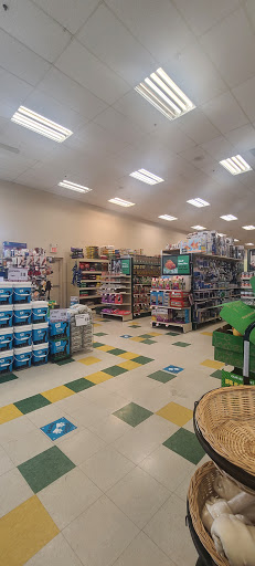 Pet Supply Store «Pet Supplies Plus», reviews and photos, 411 Commack Rd, Deer Park, NY 11729, USA
