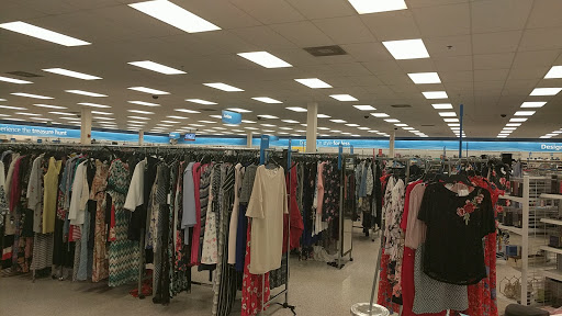 Clothing Store «Ross Dress for Less», reviews and photos, 1990 S University Dr, Davie, FL 33324, USA