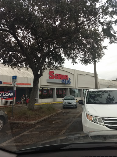 Grocery Store «Save-A-Lot», reviews and photos, 7351 Spring Hill Dr #1, Spring Hill, FL 34606, USA