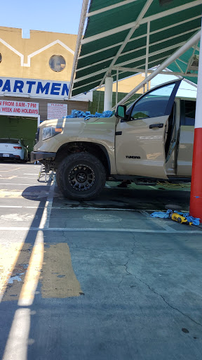 Car Wash «Excellent 100% Hand Car Wash», reviews and photos, 4641 Artesia Blvd, Lawndale, CA 90260, USA