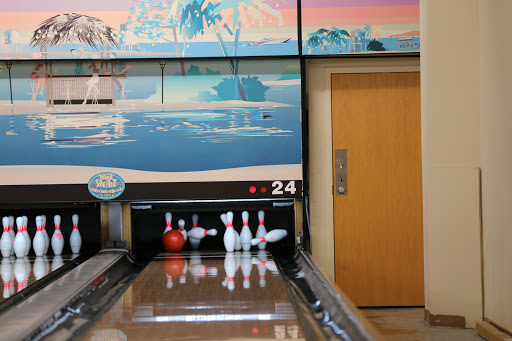 Bowling Alley «Island Strikz Entertainment», reviews and photos, 2302 E Pass Rd, Gulfport, MS 39507, USA