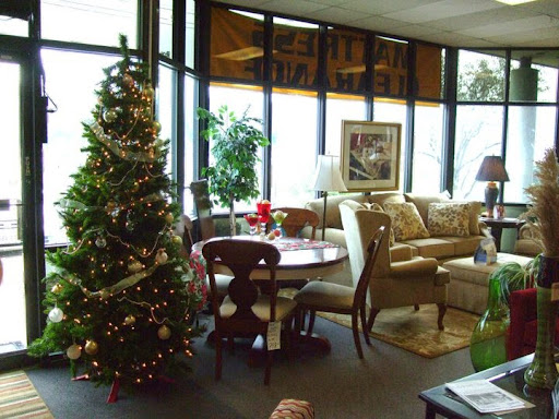 Furniture Store «Showman Furniture», reviews and photos, 2431 Crofton Ln, Crofton, MD 21114, USA