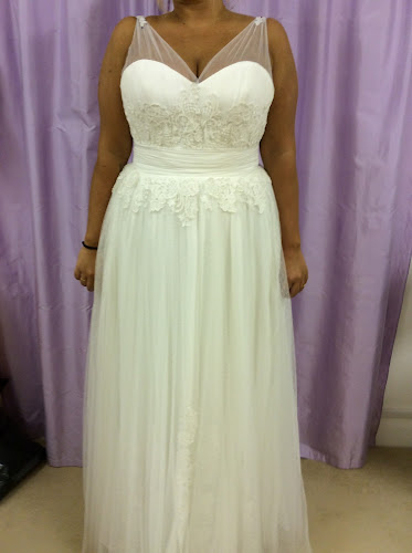 Reviews of Wedding Dress Alterations London in London - Tailor