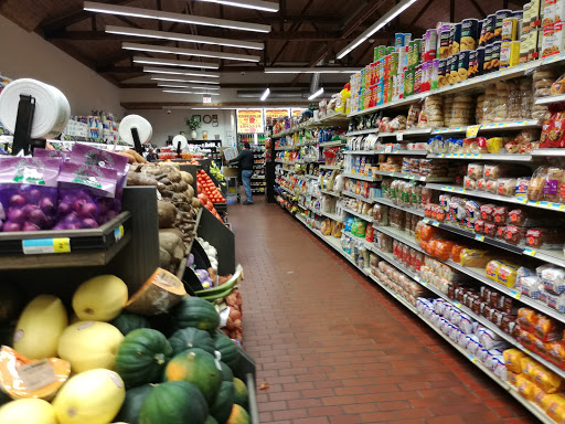 Produce Market «Morse Fresh Market», reviews and photos, 1430 W Morse Ave, Chicago, IL 60626, USA