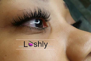 Lashly Eyelash Extensions and Training image