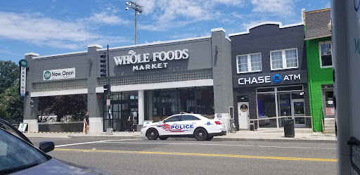 Grocery Store «Whole Foods Market», reviews and photos, 2323 Wisconsin Ave NW, Washington, DC 20007, USA