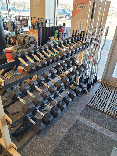 Sporting Goods Store «Play It Again Sports», reviews and photos, 1213 W 14 Mile Rd, Clawson, MI 48017, USA
