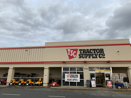 Tractor supply High Point
