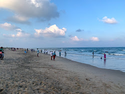 Zdjęcie Pudhukuppam Beach z proste i długie