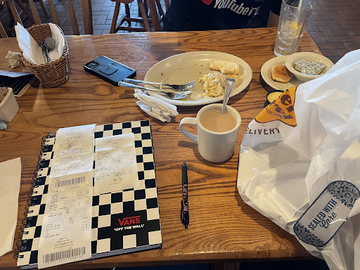 American Restaurant «Cracker Barrel Old Country Store», reviews and photos, 13833 W Hillsborough Ave, Tampa, FL 33635, USA
