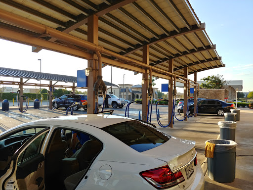 WhiteWater Express Car Wash en Irving