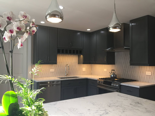 Kitchen Remodeler «Chicagoland Remodeling | Home, Kitchen & Bathroom Remodeling Contractors Elmwood Park», reviews and photos, 2130 N Harlem Ave, Elmwood Park, IL 60707, USA