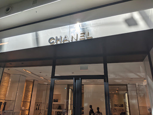 Clothing Store «Chanel», reviews and photos, 4200 Conroy Rd, Orlando, FL 32839, USA