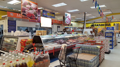 Supermarket «Quadro Supermarket», reviews and photos, 8401 N Armenia Ave, Tampa, FL 33604, USA