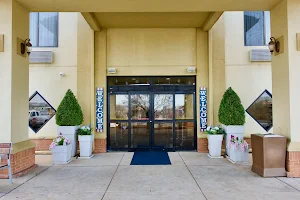 Holiday Inn Express & Suites St. Louis West - Fenton, an IHG Hotel image