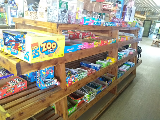 Grocery Store «Breeze In Market & Deli», reviews and photos, 1395 TN-99, Lewisburg, TN 37091, USA