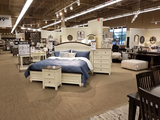 Furniture Store «Ashley HomeStore», reviews and photos, 905 Perimeter Dr, Schaumburg, IL 60173, USA