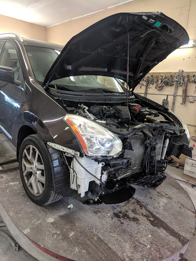 Auto Body Shop «MS Paint & Body Shop», reviews and photos, 3311 W Columbus Dr, Tampa, FL 33607, USA