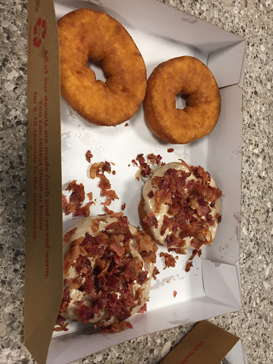 Donut Shop «Duck Donuts», reviews and photos, 409 Pisgah Church Rd, Greensboro, NC 27455, USA
