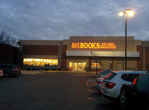 Book Store «Half Price Books», reviews and photos, 1075 E Golf Rd, Schaumburg, IL 60173, USA