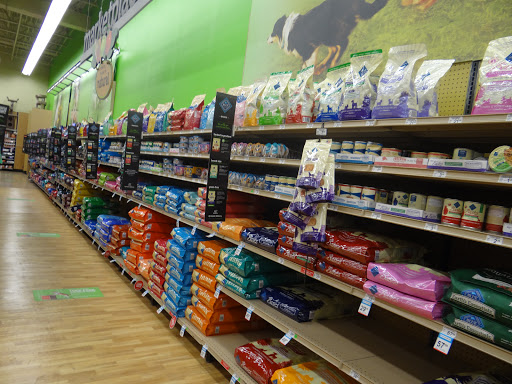 Pet Supply Store «Petco Animal Supplies», reviews and photos, 11331 W Broad St #151, Glen Allen, VA 23060, USA