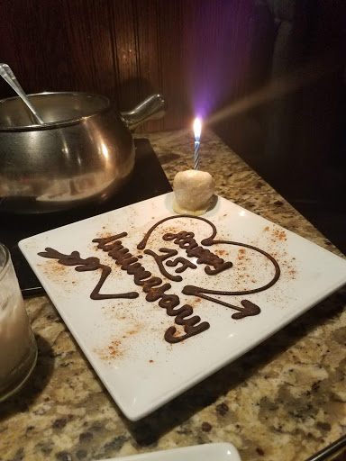 Shopping Mall «Kings Court Shopping Center», reviews and photos, 901 S Kings Dr, Charlotte, NC 28207, USA