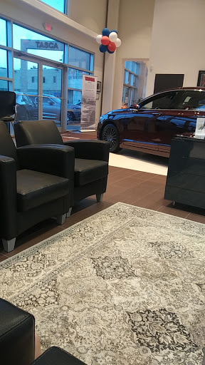 Car Dealer «Tasca Automotive Group», reviews and photos, 1300 Pontiac Ave, Cranston, RI 02920, USA