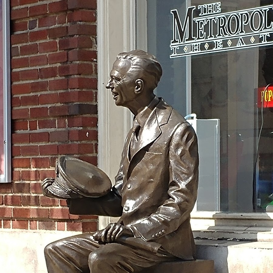 Don Knotts Statue